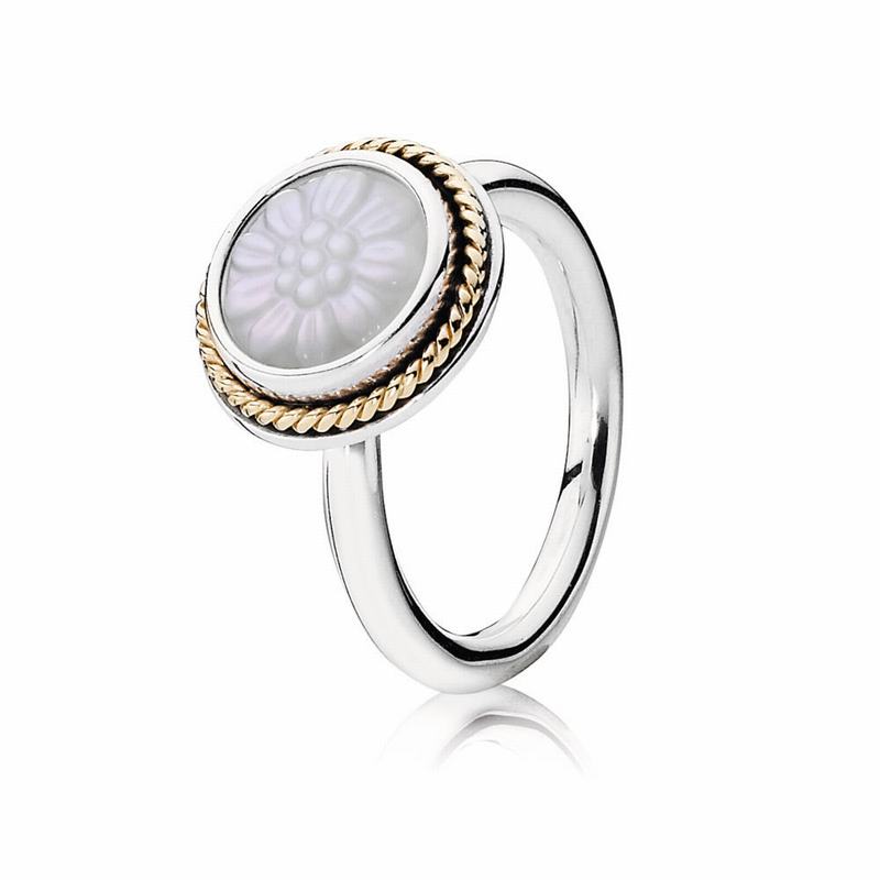 Pandora Daisy Signet Statement Ring Ireland - Two Tone/Purple/Mother Of Pearl - 324189BZD